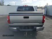 ✅ 2019 Toyota Tundra SR5 • VIN: 5TFGY5F13KX250895 • Lot: 79005904. Wystawiony na Copart z przebiegiem 46 074 mil. Bezpłatny archiwum sprzedaży aukcyjnych z USA i szczegółowy raport historii pojazdu na DreamBid. Zdjęcie 6.