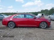 ✅ 2017 Lincoln Continental Reserve • VIN: 1LN6L9RP3H5601340 • Lot: 43227383. Wystawiony na IAAI z przebiegiem 95 681 mil. Bezpłatny archiwum sprzedaży aukcyjnych z USA i szczegółowy raport historii pojazdu na DreamBid. Zdjęcie 13.