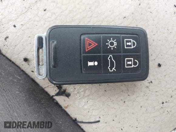 ✅ 2012 Volvo XC60 3.0L • VIN: YV4902DZ2C2320695 • Lot: 43399649. Wystawiony na IAAI z przebiegiem Nie podano. Bezpłatny archiwum sprzedaży aukcyjnych z USA i szczegółowy raport historii pojazdu na DreamBid. Zdjęcie 11.