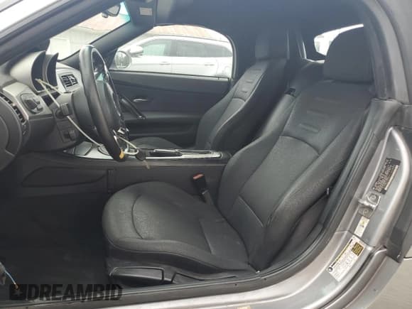 ✅ 2007 BMW Z4 3.0i • VIN: 4USBU33577LW59993 • Lot: 68532065. Listed on Copart with 198,631 mi. Free auction sales archive from the USA and detailed vehicle history report at DreamBid. Image 7.