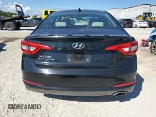 2015 Hyundai Sonata SE с VIN 5NPE24AF8FH191611, выставлен на аукционе Copart как лот 87487935 с пробегом 108 050 миль миль и Чистый • Clean title. История ставок и продаж доступна на DreamBid. Изображение 6.