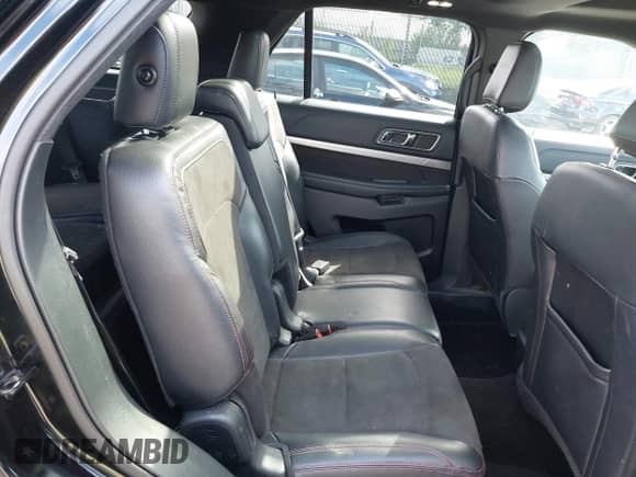 2018 Ford Explorer XLT с VIN 1FM5K7D82JGC89914, выставлен на аукционе IAAI как лот 43425770 с пробегом 73 636 миль миль и . История ставок и продаж доступна на DreamBid. Изображение 8.