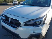 ✅ 2018 Subaru Outback Touring • VIN: 4S4BSATC5J3352775 • Lot: 43673950. Listed on IAAI with 84,097 mi. Free auction sales archive from the USA and detailed vehicle history report at DreamBid. Image 6.