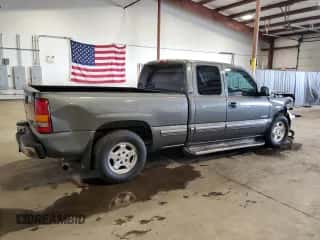 2001 Chevrolet Silverado 1500 LS z VIN 2GCEC19T611298530, wystawiony jako Copart lot #67365554 z przebiegiem 144 277 mil mil oraz Szkoda całkowita • Salvage title. Historia ofert i sprzedaży dostępna na DreamBid. Obrazek 3.