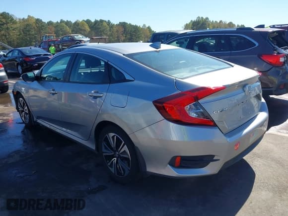 ✅ 2017 Honda Civic EX-L • VIN: 19XFC1F75HE015835 • Лот: 43484799. Опубликован ранее на IAAI с пробегом 166 060 миль. Бесплатный доступ к архиву аукционных продаж из США и подробный отчёт об истории автомобиля на DreamBid. Изображение 3.