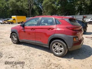 ✅ 2018 Hyundai Kona SE • VIN: KM8K12AA6JU066972 • Лот: 67072964. Опубликован ранее на Copart с пробегом 97 426 миль. Бесплатный доступ к архиву аукционных продаж из США и подробный отчёт об истории автомобиля на DreamBid. Изображение 2.