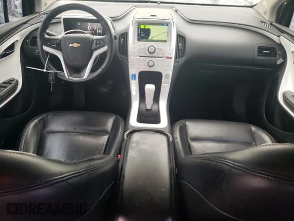 ✅ 2012 Chevrolet Volt • VIN: 1G1RD6E46CU103780 • Lot: 78129574. Wystawiony na Copart z przebiegiem 141 079 mil. Bezpłatny archiwum sprzedaży aukcyjnych z USA i szczegółowy raport historii pojazdu na DreamBid. Zdjęcie 8.