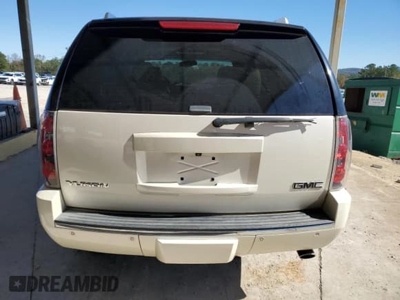 ✅ 2013 GMC Yukon Denali • VIN: 1GKS2EEF0DR202999 • Лот: 91002245. Опубликован ранее на Copart с пробегом 182 859 миль. Бесплатный доступ к архиву аукционных продаж из США и подробный отчёт об истории автомобиля на DreamBid. Изображение 6.