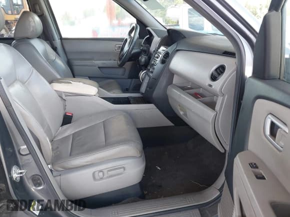 ✅ 2013 Honda Pilot EX-L • VIN: 5FNYF3H59DB001657 • Lot: 43445423. Listed on IAAI with 170,606 mi. Free auction sales archive from the USA and detailed vehicle history report at DreamBid. Image 5.