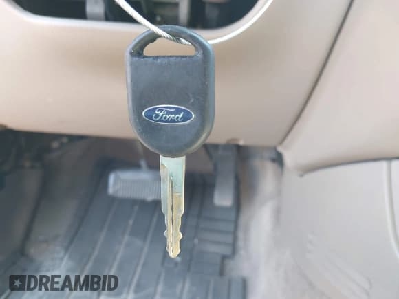 ✅ 2002 Ford Explorer Eddie Bauer • VIN: 1FMZU64W12ZA40059 • Lot: 42449518. Wystawiony na IAAI z przebiegiem Nie podano. Bezpłatny archiwum sprzedaży aukcyjnych z USA i szczegółowy raport historii pojazdu na DreamBid. Zdjęcie 11.