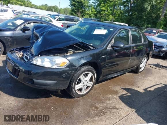 2014 Chevrolet Impala Police Police z VIN 2G1WD5E32E1152784, wystawiony jako IAAI lot #42370670 z przebiegiem 150 931 mil mil oraz . Historia ofert i sprzedaży dostępna na DreamBid. Obrazek 17.