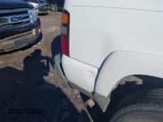 ✅ 2005 Chevrolet Tahoe LS • VIN: 1GNEK13T95R145656 • Lot: 43720328. Wystawiony na IAAI z przebiegiem 295 891 mil. Bezpłatny archiwum sprzedaży aukcyjnych z USA i szczegółowy raport historii pojazdu na DreamBid. Zdjęcie 6.