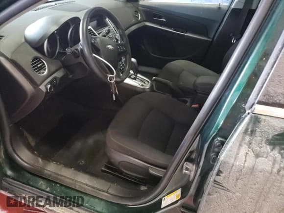 ✅ 2015 Chevrolet Cruze LT • VIN: 1G1PC5SB1F7186979 • Lot: 39162973. Listed on Copart with 130,583 mi. Free auction sales archive from the USA and detailed vehicle history report at DreamBid. Image 7.