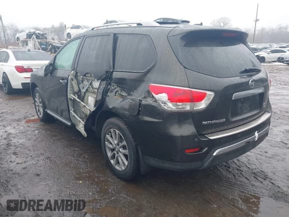 ✅ 2015 Nissan Pathfinder S • VIN: 5N1AR2MM7FC606319 • Lot: 41563854. Wystawiony na IAAI z przebiegiem 153 540 mil. Bezpłatny archiwum sprzedaży aukcyjnych z USA i szczegółowy raport historii pojazdu na DreamBid. Zdjęcie 3.