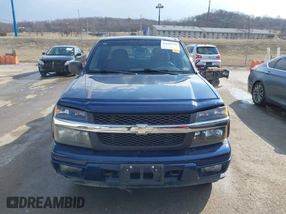 ✅ 2004 Chevrolet Colorado LS Z71 • VIN: 1GCDT196048188709 • Lot: 41685930. Listed on IAAI with 153,673 mi. Free auction sales archive from the USA and detailed vehicle history report at DreamBid. Image 13.