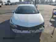 ✅ 2017 Chevrolet Cruze LT • VIN: 1G1BE5SM6H7104379 • Lot: 81688005. Wystawiony na Copart z przebiegiem 116 737 mil mil. Skorzystaj z bezpłatnego archiwum sprzedaży aukcyjnych z USA i zobacz szczegółowy raport historii pojazdu na DreamBid. Zdjęcie 5.