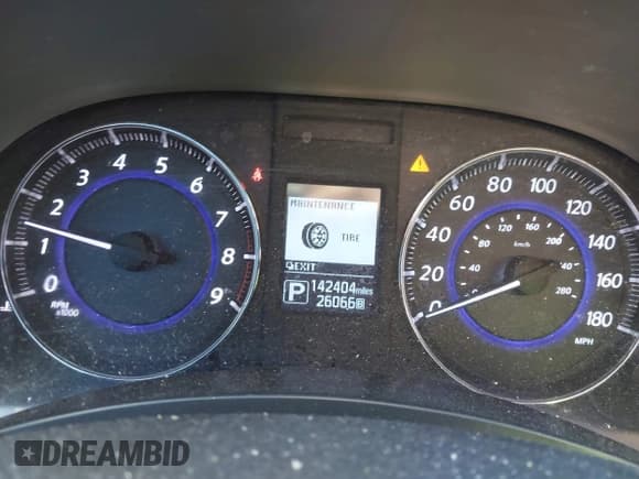 ✅ 2015 Infiniti QX70 • VIN: JN8CS1MU3FM381682 • Lot: 43160141. Listed on IAAI with 142,404 mi. Free auction sales archive from the USA and detailed vehicle history report at DreamBid. Image 7.