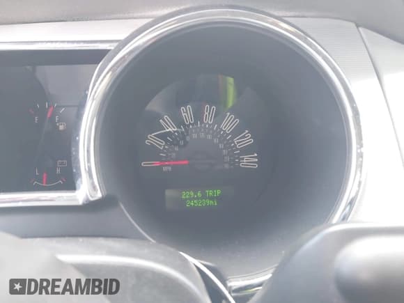 ✅ 2005 Ford Mustang GT Deluxe • VIN: 1ZVHT82H255233669 • Лот: 43479285. Опубликован ранее на IAAI с пробегом 245 239 миль. Бесплатный доступ к архиву аукционных продаж из США и подробный отчёт об истории автомобиля на DreamBid. Изображение 7.