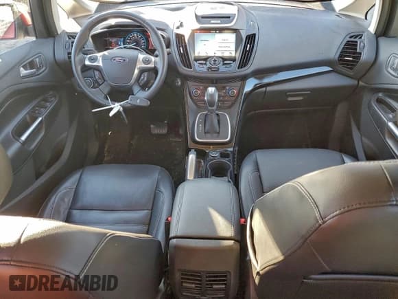 ✅ 2017 Ford C-Max Titanium • VIN: 1FADP5FU5HL105055 • Лот: 94632155. Опубликован ранее на Copart с пробегом 19 570 миль. Бесплатный доступ к архиву аукционных продаж из США и подробный отчёт об истории автомобиля на DreamBid. Изображение 8.