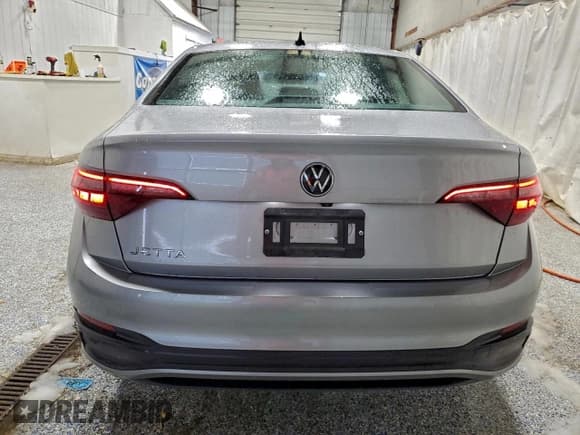 ✅ 2024 Volkswagen Jetta S • VIN: 3VW5M7BU1RM090060 • Lot: 96157365. Listed on Copart with 42,241 mi. Free auction sales archive from the USA and detailed vehicle history report at DreamBid. Image 6.
