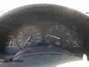 1998 Saturn SL z VIN 1G8ZF5287WZ120978, wystawiony jako Copart lot #43070995 z przebiegiem 279 889 mil mil oraz Szkoda całkowita • Salvage title. Historia ofert i sprzedaży dostępna na DreamBid. Obrazek 9.