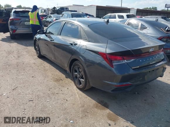 ✅ 2021 Hyundai Elantra SEL • VIN: 5NPLM4AG2MH051822 • Лот: 43142668. Опубликован ранее на IAAI с пробегом 79 551 миль. Бесплатный доступ к архиву аукционных продаж из США и подробный отчёт об истории автомобиля на DreamBid. Изображение 3.