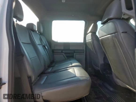 ✅ 2022 Ford F-350 • VIN: 1FD8W3HN0NEF89950 • Лот: 66530595. Опубликован ранее на Copart с пробегом 64 635 миль. Бесплатный доступ к архиву аукционных продаж из США и подробный отчёт об истории автомобиля на DreamBid. Изображение 10.