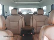 ✅ 2018 Chevrolet Traverse High Country • VIN: 1GNEVKKWXJJ105278 • Lot: 62791464. Wystawiony na Copart z przebiegiem 67 487 mil. Bezpłatny archiwum sprzedaży aukcyjnych z USA i szczegółowy raport historii pojazdu na DreamBid. Zdjęcie 10.