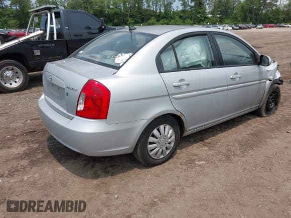 ✅ 2011 Hyundai Accent GLS • VIN: KMHCN4ACXBU534273 • Лот: 42491060. Опубликован ранее на IAAI с пробегом 105 730 миль. Бесплатный доступ к архиву аукционных продаж из США и подробный отчёт об истории автомобиля на DreamBid. Изображение 4.