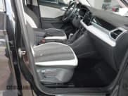 ✅ 2025 Volkswagen Taos SE • VIN: 3VVSC7B20SM015767 • Lot: 43197914. Wystawiony na IAAI z przebiegiem 6 368 mil. Bezpłatny archiwum sprzedaży aukcyjnych z USA i szczegółowy raport historii pojazdu na DreamBid. Zdjęcie 5.