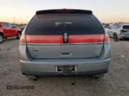 ✅ 2007 Lincoln MKX • VIN: 2LMDU68C67BJ21910 • Лот: 91643835. Опубликован ранее на Copart с пробегом 256 244 миль. Бесплатный доступ к архиву аукционных продаж из США и подробный отчёт об истории автомобиля на DreamBid. Изображение 6.