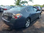 ✅ 2011 Nissan Altima Hybrid • VIN: 1N4CL2AP0BC184763 • Lot: 42333923. Listed on IAAI with 122,308 mi. Free auction sales archive from the USA and detailed vehicle history report at DreamBid. Image 4.