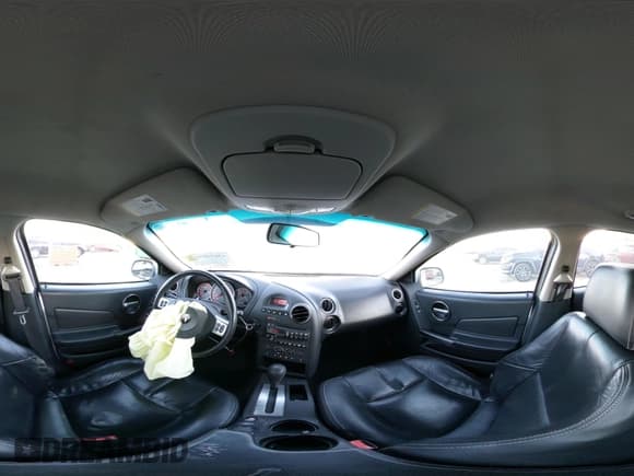 ✅ 2006 Pontiac Grand Prix GT • VIN: 2G2WR554161273622 • Лот: 43634810. Опубликован ранее на IAAI с пробегом 225 235 миль. Бесплатный доступ к архиву аукционных продаж из США и подробный отчёт об истории автомобиля на DreamBid. Изображение 18.