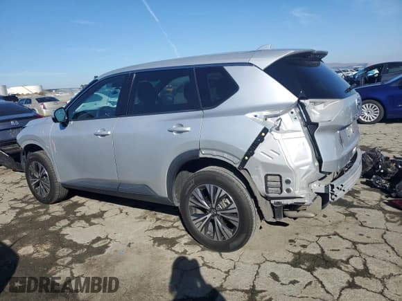 ✅ 2021 Nissan Rogue SV • VIN: 5N1AT3BA6MC790293 • Лот: 86880175. Опубликован ранее на Copart с пробегом 88 409 миль. Бесплатный доступ к архиву аукционных продаж из США и подробный отчёт об истории автомобиля на DreamBid. Изображение 2.