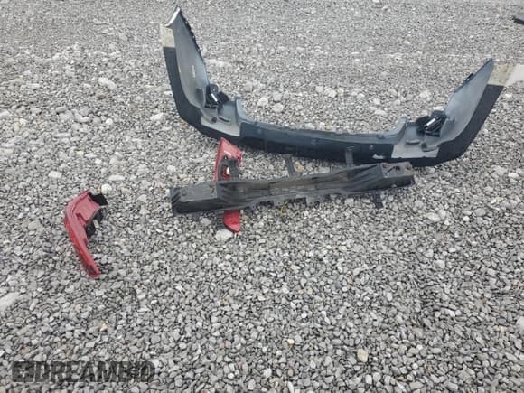 ✅ 2019 Kia Optima EX • VIN: 5XXGU4L13KG275054 • Lot: 81288315. Listed on Copart with 149,334 mi. Free auction sales archive from the USA and detailed vehicle history report at DreamBid. Image 12.