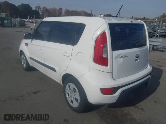 ✅ 2013 Kia Soul • VIN: KNDJT2A5XD7567928 • Лот: 43743983. Опубликован ранее на IAAI с пробегом 192 298 миль. Бесплатный доступ к архиву аукционных продаж из США и подробный отчёт об истории автомобиля на DreamBid. Изображение 3.