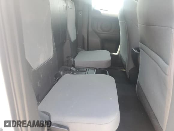 ✅ 2016 Toyota Tacoma SR • VIN: 5TFSX5EN2GX043729 • Lot: 66354905. Listed on Copart with 167,362 mi. Free auction sales archive from the USA and detailed vehicle history report at DreamBid. Image 10.