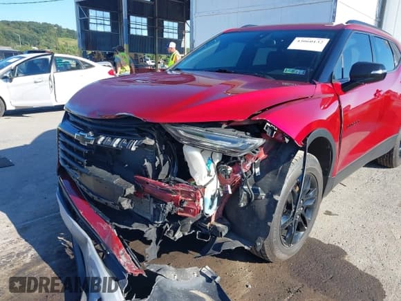 ✅ 2021 Chevrolet Blazer LT • VIN: 3GNKBHRS0MS506942 • Lot: 43060132. Listed on IAAI with 52,222 mi. Free auction sales archive from the USA and detailed vehicle history report at DreamBid. Image 6.