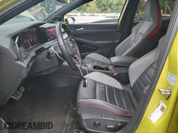 ✅ 2022 Volkswagen Golf GTI Autobahn • VIN: WVW587CD8NW122535 • Лот: 73020804. Опубликован ранее на Copart с пробегом 27 341 миль. Бесплатный доступ к архиву аукционных продаж из США и подробный отчёт об истории автомобиля на DreamBid. Изображение 7.