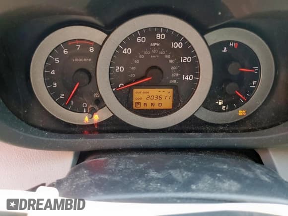 ✅ 2008 Toyota RAV4 Limited • VIN: JTMZK31V585019378 • Лот: 81114185. Опубликован ранее на Copart с пробегом 203 611 миль. Бесплатный доступ к архиву аукционных продаж из США и подробный отчёт об истории автомобиля на DreamBid. Изображение 9.