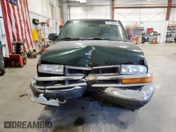 ✅ 2003 Chevrolet S-10 LS • VIN: 1GCDT19X538186820 • Лот: 84168494. Опубликован ранее на Copart с пробегом 243 088 миль. Бесплатный доступ к архиву аукционных продаж из США и подробный отчёт об истории автомобиля на DreamBid. Изображение 5.