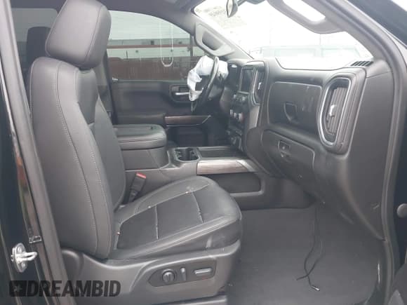 ✅ 2022 Chevrolet Silverado 1500 LTZ • VIN: 1GCPWEED6NZ108793 • Lot: 43199049. Wystawiony na IAAI z przebiegiem 117 719 mil. Bezpłatny archiwum sprzedaży aukcyjnych z USA i szczegółowy raport historii pojazdu na DreamBid. Zdjęcie 5.