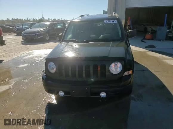 ✅ 2017 Jeep Patriot 75th Anniversary • VIN: 1C4NJPBB8HD167110 • Lot: 85207425. Listed on Copart with 118,772 mi. Free auction sales archive from the USA and detailed vehicle history report at DreamBid. Image 13.