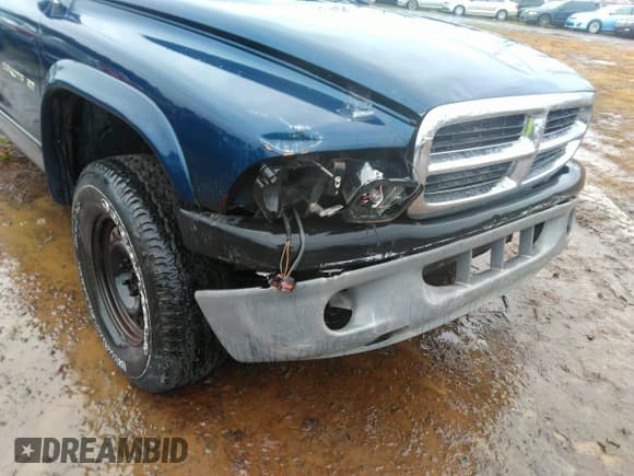 ✅ 2002 Dodge Dakota SLT • VIN: 1B7HG48N82S725133 • Лот: 41025253. Опубликован ранее на IAAI с пробегом Не указан. Бесплатный доступ к архиву аукционных продаж из США и подробный отчёт об истории автомобиля на DreamBid. Изображение 6.