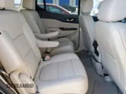 ✅ 2023 GMC Acadia Denali • VIN: 1GKKNPLS1PZ150015 • Lot: 65789175. Wystawiony na Copart z przebiegiem 47 667 mil. Bezpłatny archiwum sprzedaży aukcyjnych z USA i szczegółowy raport historii pojazdu na DreamBid. Zdjęcie 11.