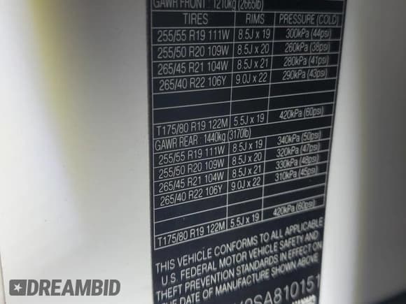 ✅ 2025 Land Rover Range Rover Velar Dynamic SE • VIN: SALYL2EX2SA810151 • Lot: 67719005. Listed on Copart with 14,527 mi. Free auction sales archive from the USA and detailed vehicle history report at DreamBid. Image 13.