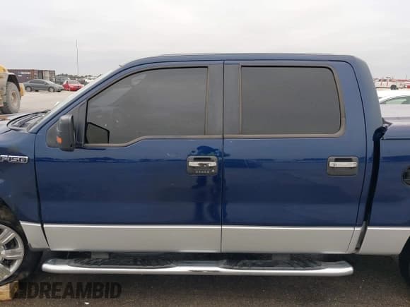 ✅ 2010 Ford F-150 XL • VIN: 1FTFW1CV5AFD59333 • Lot: 41648524. Wystawiony na IAAI z przebiegiem 127 378 mil. Bezpłatny archiwum sprzedaży aukcyjnych z USA i szczegółowy raport historii pojazdu na DreamBid. Zdjęcie 14.
