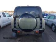 ✅ 2024 Land Rover Defender X • VIN: SALEXFEU8R2352205 • Лот: 41274333. Опубликован ранее на IAAI с пробегом 730 миль. Бесплатный доступ к архиву аукционных продаж из США и подробный отчёт об истории автомобиля на DreamBid. Изображение 16.