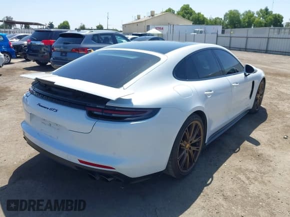 ✅ 2019 Porsche Panamera GTS • VIN: WP0AG2A74KL139332 • Lot: 42312117. Listed on IAAI with 46,428 mi. Free auction sales archive from the USA and detailed vehicle history report at DreamBid. Image 4.