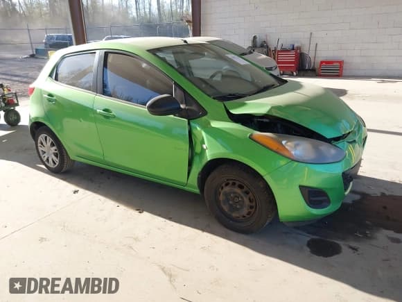 ✅ 2013 Mazda 2 Sport • VIN: JM1DE1KY7D0165965 • Lot: 42073750. Listed on IAAI with 129,186 mi. Free auction sales archive from the USA and detailed vehicle history report at DreamBid. Image 1.